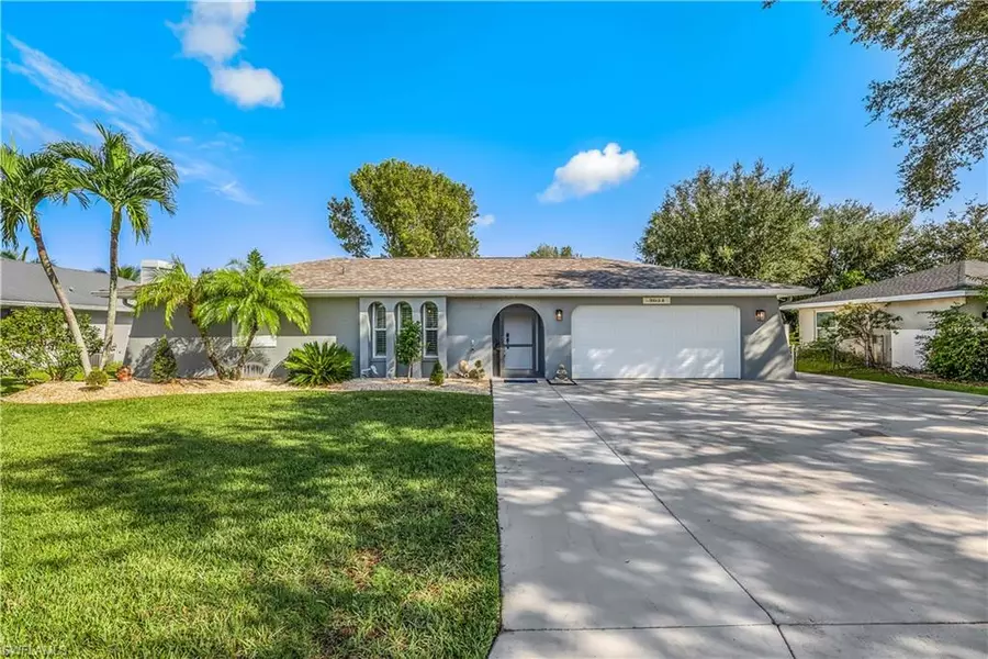 6054 Macbeth LN, Fort Myers, FL 33908