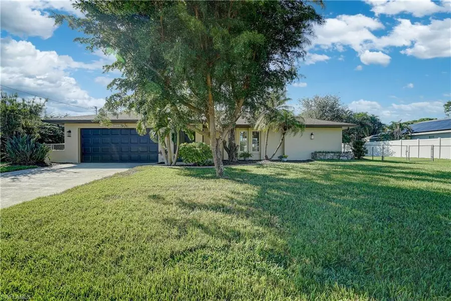 1038 SE 18th AVE, Cape Coral, FL 33990