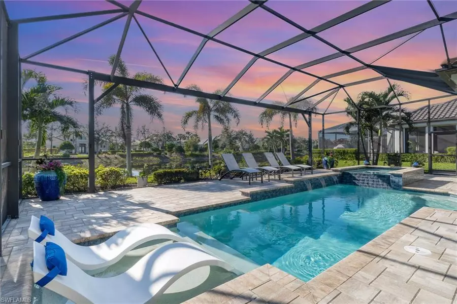 9271 Rialto LN, Naples, FL 34119