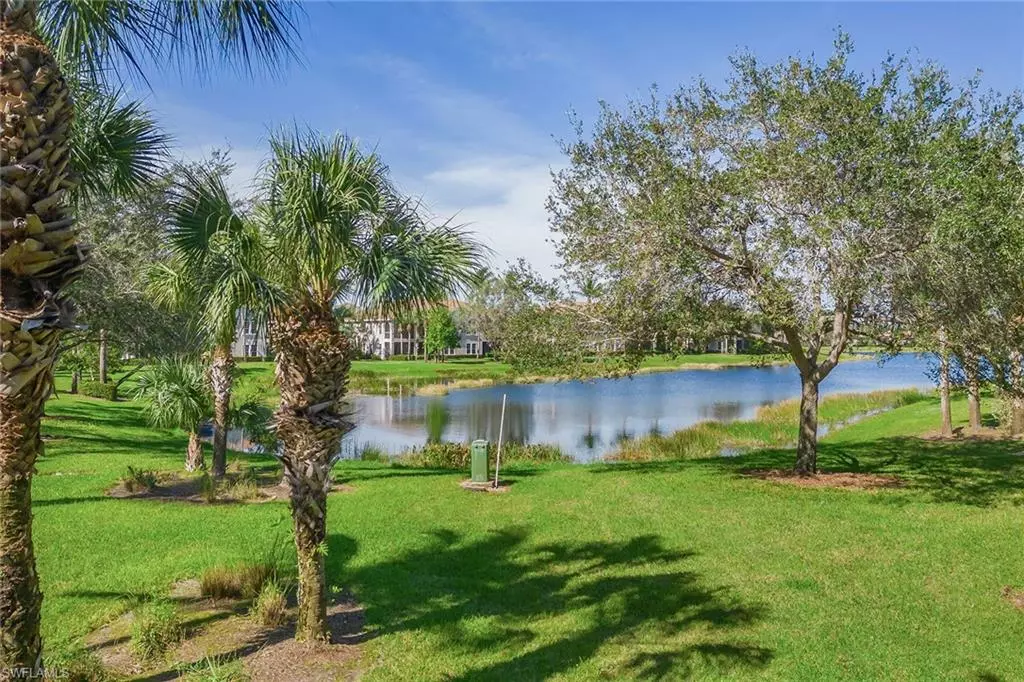 Naples, FL 34114,3189 Aviamar CIR #202