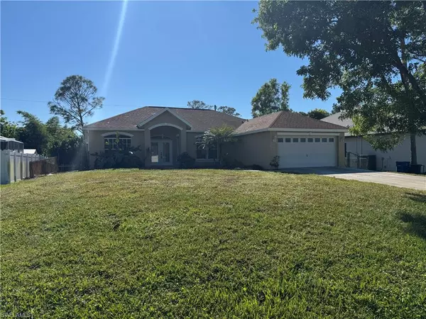 Bonita Springs, FL 34134,4649 Santiago LN