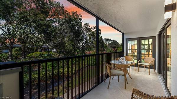 600 Neapolitan WAY #231, Naples, FL 34103