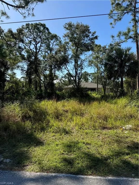 Lehigh Acres, FL 33973,4741-4743 29th ST SW