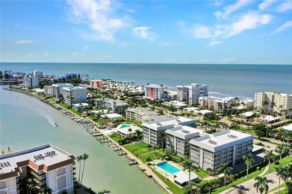 2900 Gulf Shore BLVD N #207, Naples, FL 34103