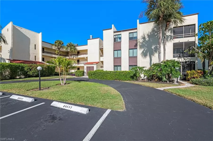 3635 Boca Ciega DR #208, Naples, FL 34112