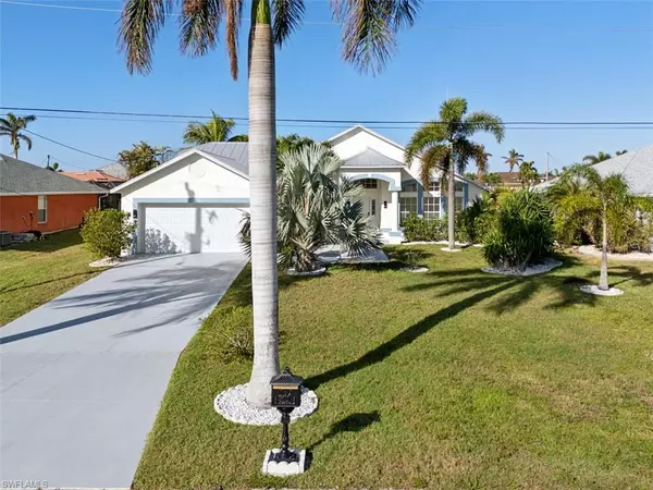 4520 SW 22nd AVE, Cape Coral, FL 33914