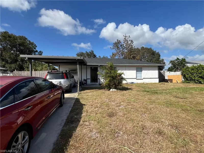 3702 16th ST SW, Lehigh Acres, FL 33976