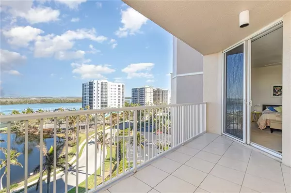 Fort Myers Beach, FL 33931,4192 Bay Beach LN #872