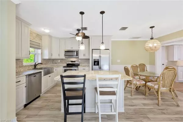 Marco Island, FL 34145,155 Tahiti RD