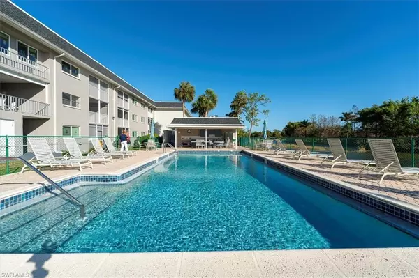 Naples, FL 34113,5515 Rattlesnake Hamm RD #301