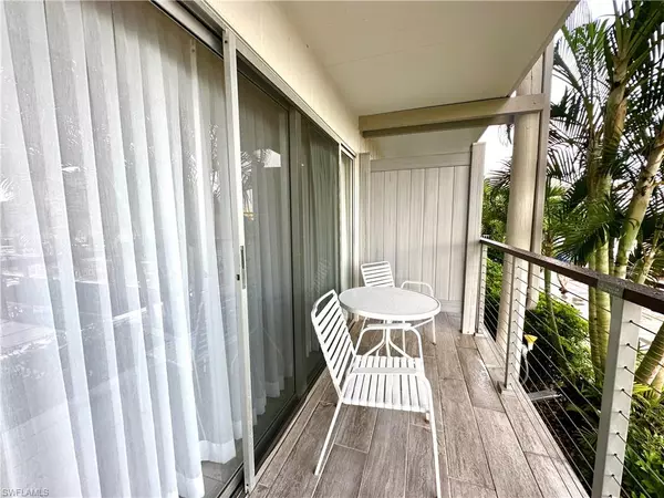 Naples, FL 34102,900 Broad AVE S #137