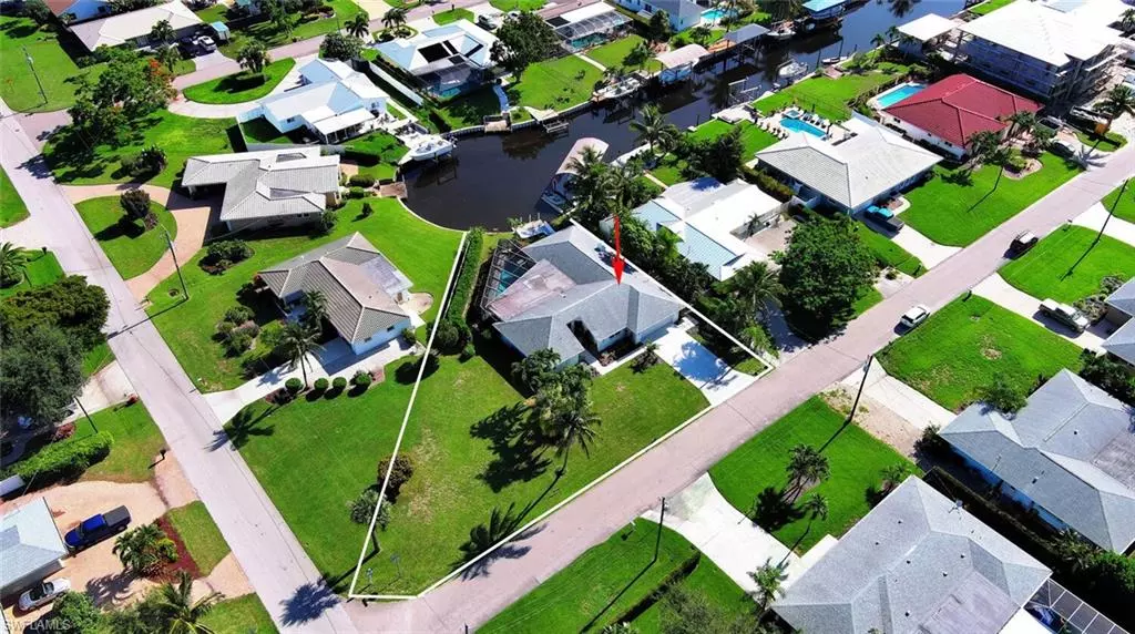 Fort Myers, FL 33919,381 Norwood CT