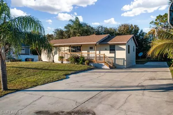 2604 50th ST SW, Lehigh Acres, FL 33976