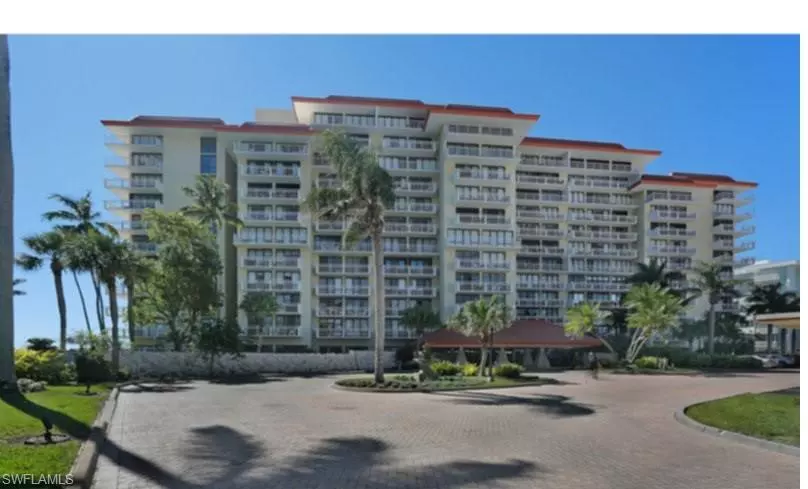 Marco Island, FL 34145,180 Seaview CT #202