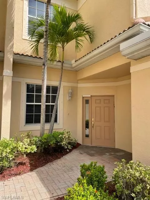 Fort Myers, FL 33908,6081 Jonathans Bay CIR #401