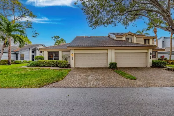 27062 Kindlewood LN, Bonita Springs, FL 34134