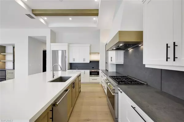 Naples, FL 34110,16728 Enclave CIR