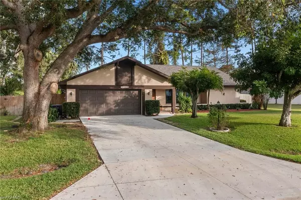 17110 Laurelin CT, North Fort Myers, FL 33917