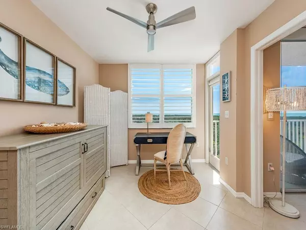 Naples, FL 34108,6361 Pelican Bay BLVD #503