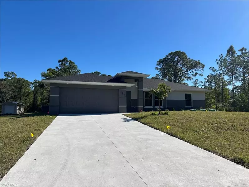 302 Johns AVE, Lehigh Acres, FL 33936