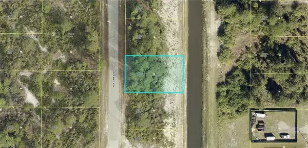 463 WESTERN AVE S, Lehigh Acres, FL 33974