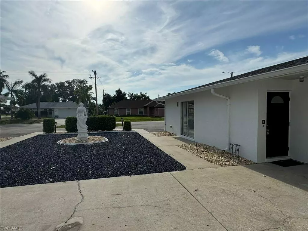 Cape Coral, FL 33904,3417 SE 15th PL