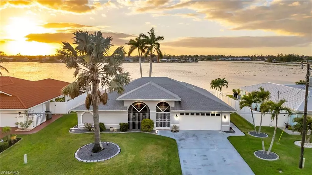 Cape Coral, FL 33991,800 SW Santa Barbara PL