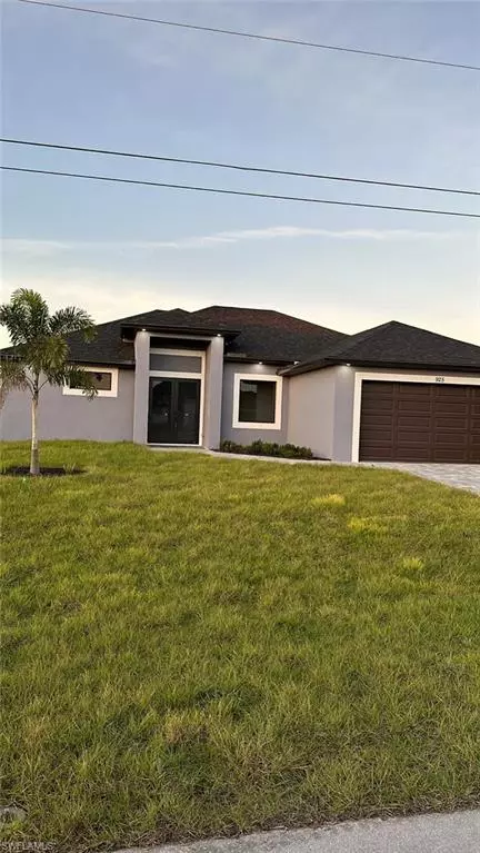 Cape Coral, FL 33993,925 NW 8th TER