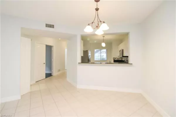 Naples, FL 34104,7819 Regal Heron CIR #106