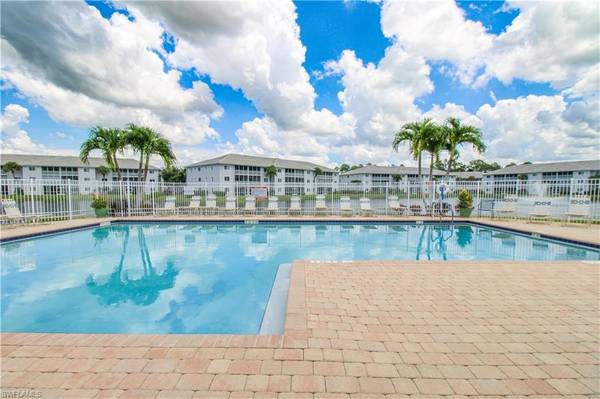 7819 Regal Heron CIR #106, Naples, FL 34104