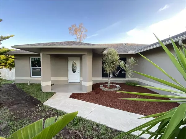 220 Ancona ST, Fort Myers, FL 33913