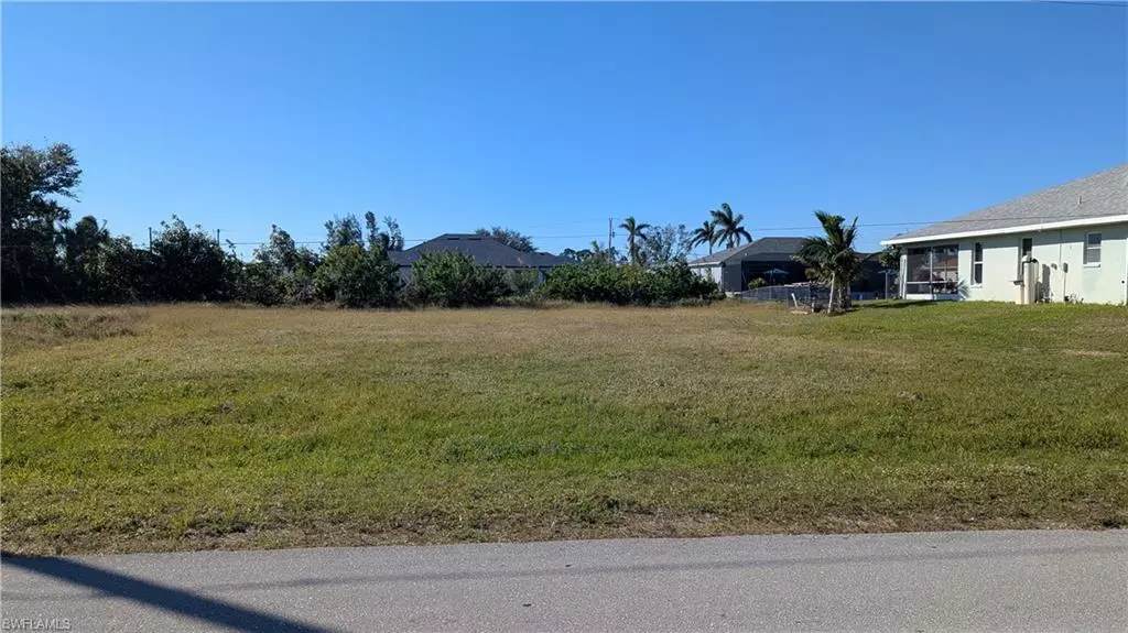 Cape Coral, FL 33991,1420 SW Santa Barbara PL