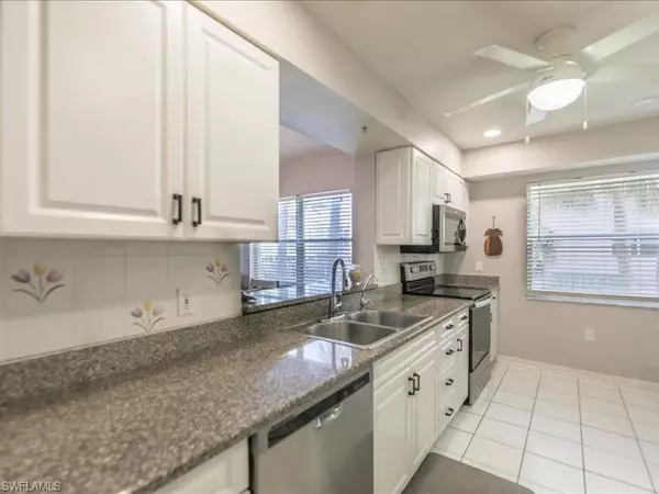 Fort Myers Beach, FL 33931,4421 Bay Beach LN #614