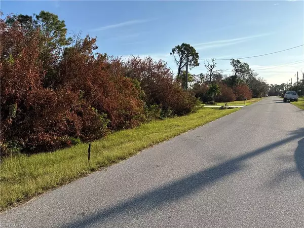 Rotonda West, FL 33947,196 Jennifer DR