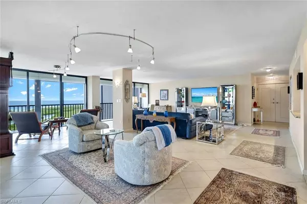 Naples, FL 34108,5601 TURTLE BAY DR #1601