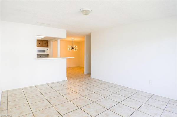 3706 broadway #21, Fort Myers, FL 33901