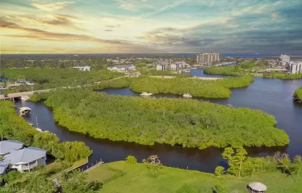 North Fort Myers, FL 33903,3240 Banyon Hollow LOOP