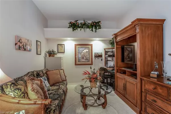 Naples, FL 34112,3880 Sawgrass WAY #2424