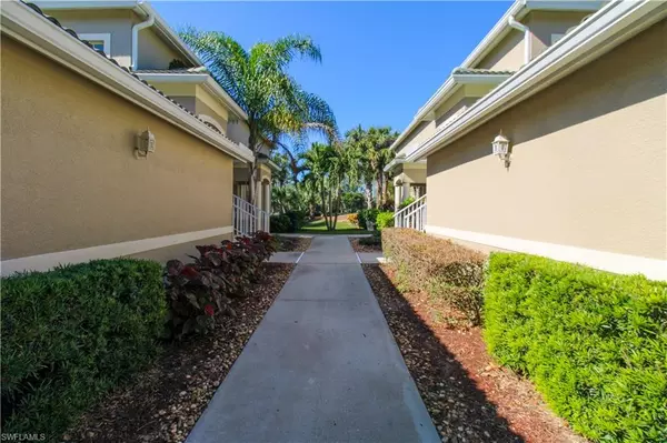 Naples, FL 34119,3435 Laurel Greens LN S #201