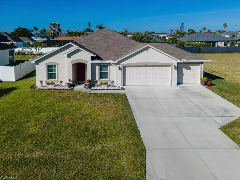 3524 SW 11th AVE, Cape Coral, FL 33914