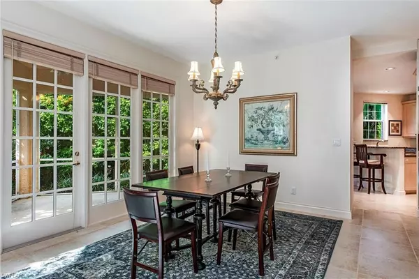 Naples, FL 34103,157 Colonade CIR