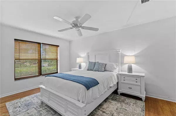 Naples, FL 34102,802 10th AVE S #802