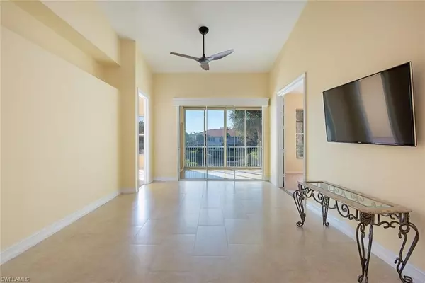 Naples, FL 34108,1054 Egrets Walk CIR #203