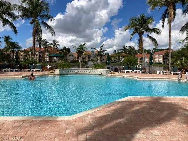 Naples, FL 34104,1280 Wildwood Lakes BLVD #306