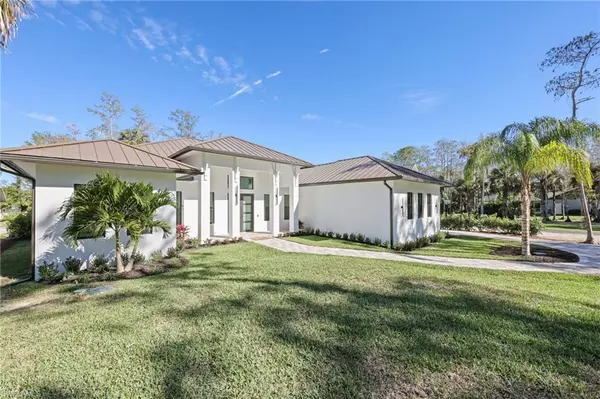 Naples, FL 34119,5211 Coral Wood DR