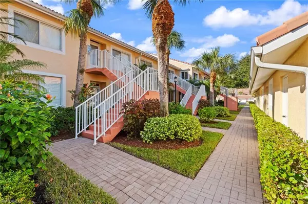 Naples, FL 34112,2415 Bayou LN #14