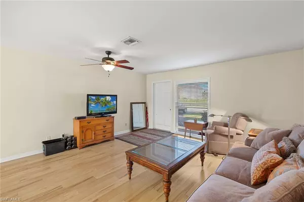 Naples, FL 34110,654 Palm View DR #3