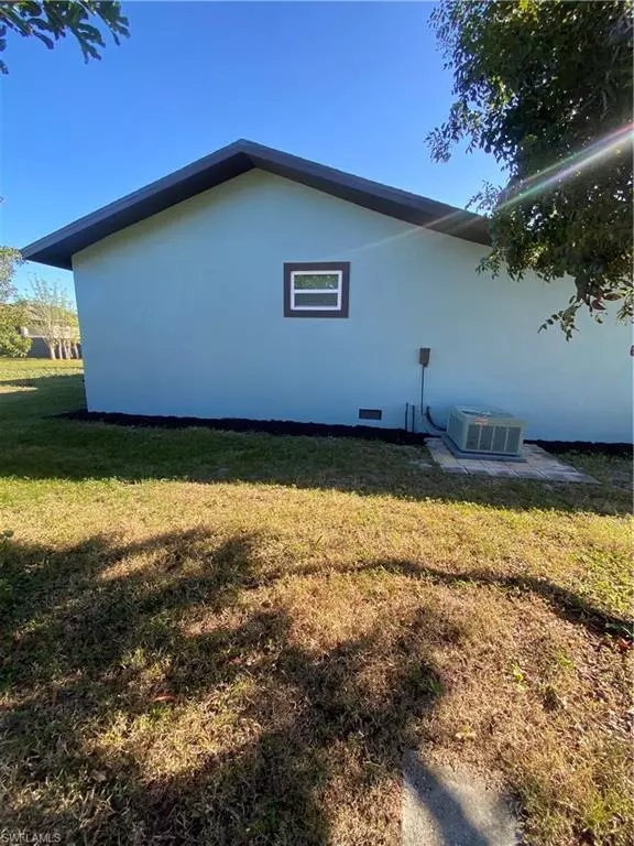 Lehigh Acres, FL 33971,4012 5th ST W