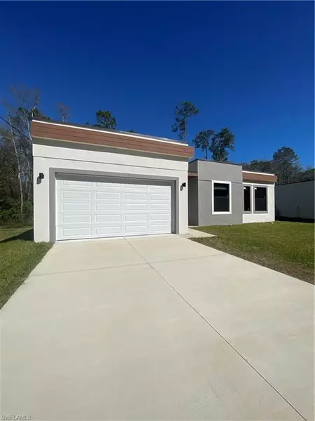 1930 Marlay AVE, Lehigh Acres, FL 33972