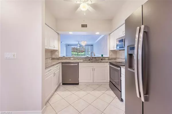 Naples, FL 34109,3250 Cypress Glen WAY #409